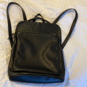 L.Credi Genuine Leather Made in Italy Black Backpack Convertible to Shoulder-bag